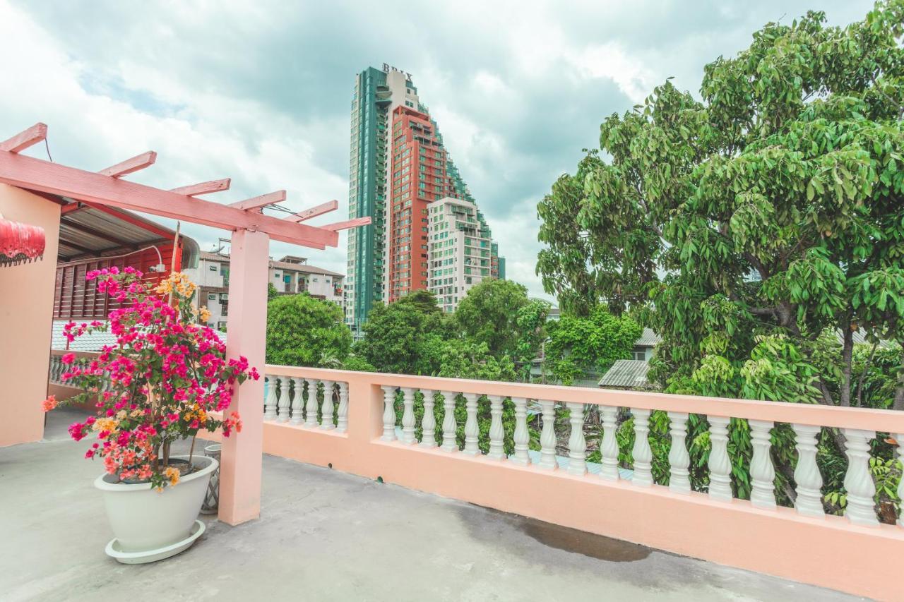 Gaiwandhanat Homestay กรุงเทพมหานคร ภายนอก รูปภาพ